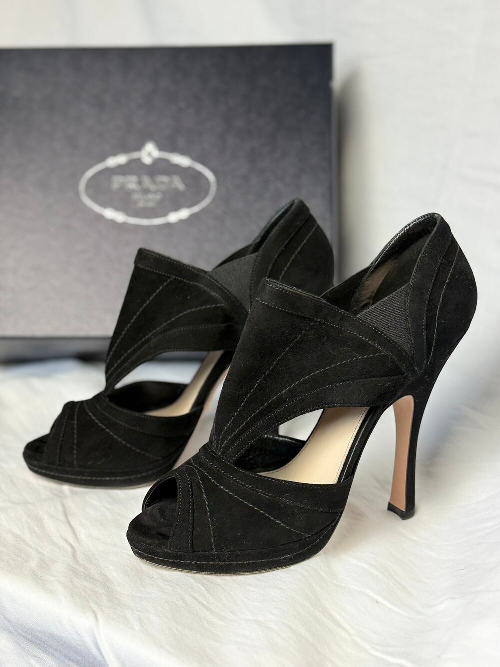 Prada Black Suede Sculptural Peep Toe Pumps Heels 40 EU 9.5 US